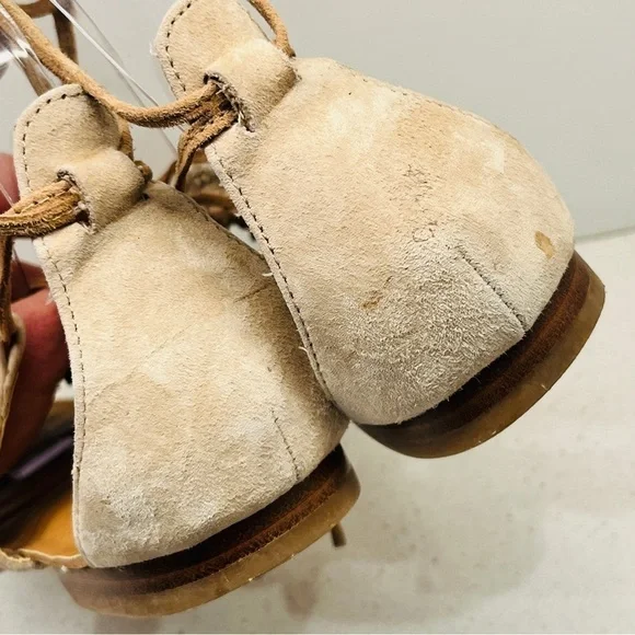 Steve Madden Swizzle Flat Sandals Natural Suede Leather Lace Up Gladiator Sz 7.5 - Picture 12 of 15